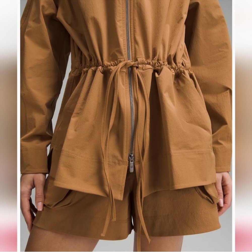 Lululemon Athletica Cinch-Waist Stretch Bold Beige Full Zip Outdoor Shirt Jacket - Picture 4 of 15